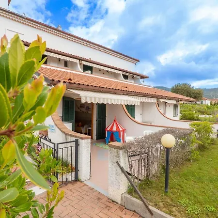 Babyaccommodation In Family Ii Pietra Ligure