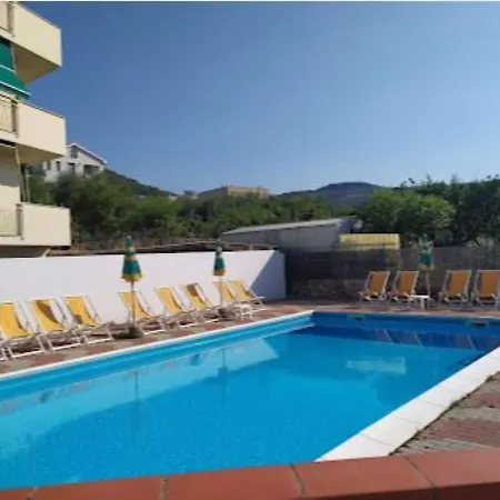 Babyaccommodation In Family Ii Pietra Ligure